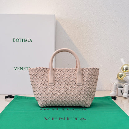 BOTTEGA VENETA Mini Cabat 20cm Beige Lambskin Ghw