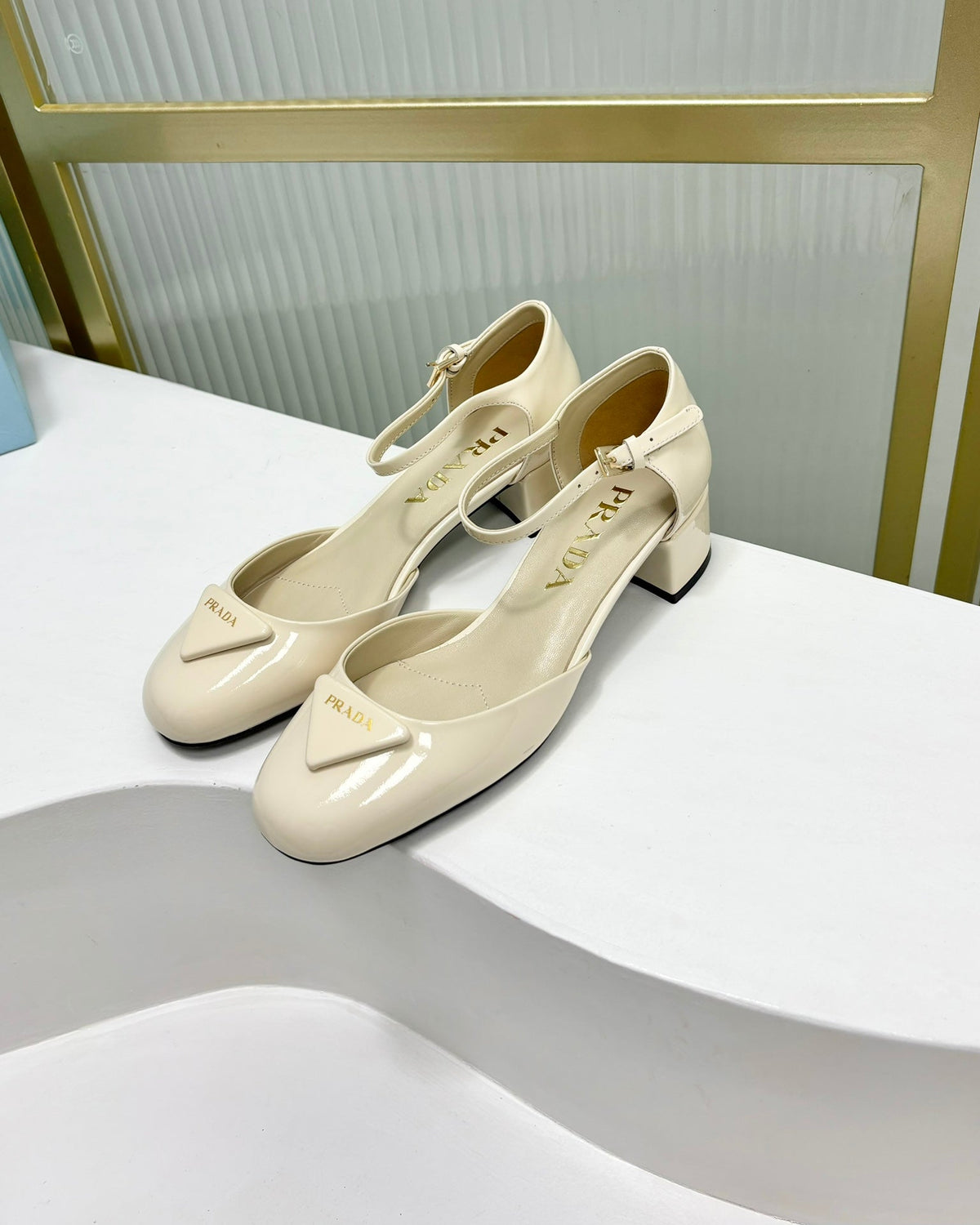 PRADA MARY JANE PUMPS CREAMY WHITE CALFSKIN