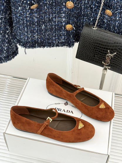 PRADA 25S SOFT PADDED BALLERINAS IN BURNT ORANGE SUEDE