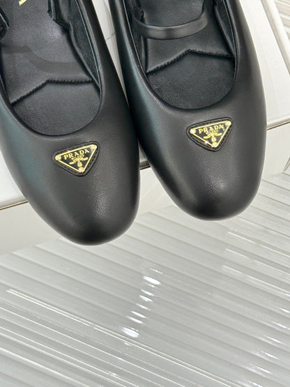 PRADA 25S SOFT PADDED BALLERINAS IN BLACK NAPPA LEATHER