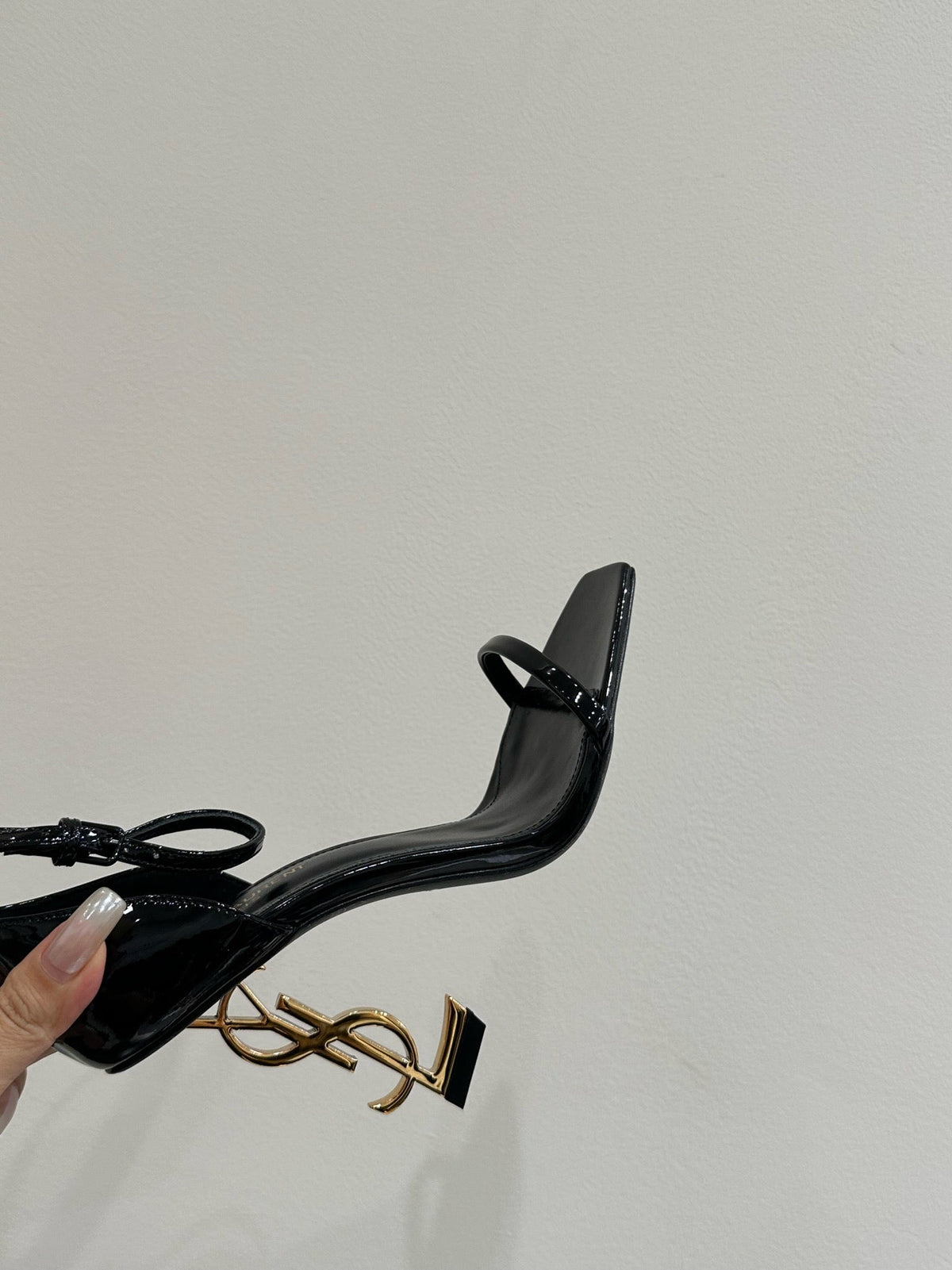 YSL HEELED SANDALS 25S 105 MM IN BLACK GLOSSY LAMBSKIN WITH GOLD HARDWARE