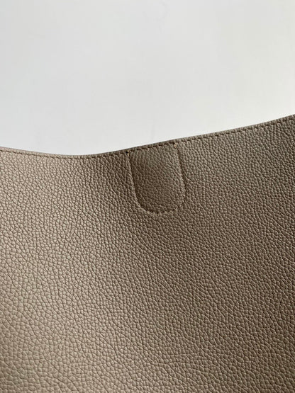 CELINE SANGLE SEAU BUCKET 33 BAG PEANUT BROWN CALFSKIN