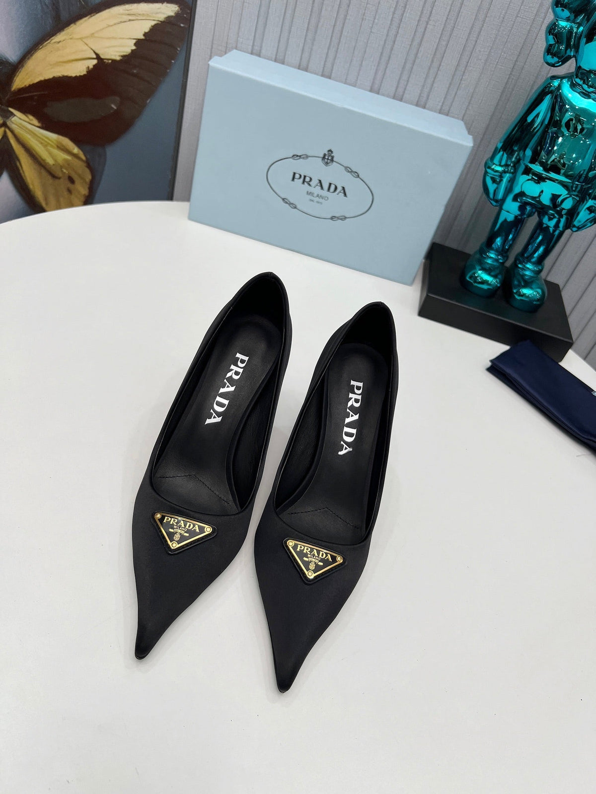 PRADA HIGH-HEEL PUMPS IN BLACK SATIN