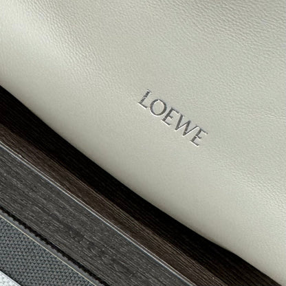 LOEWE LOE 23 FLAMENCO PURSE BUCKET IN WHITE LAMBSKIN