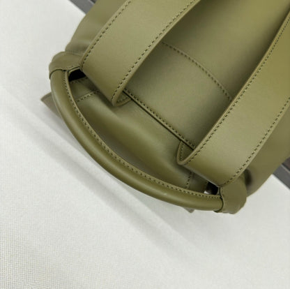 LOEWE FLAMENCO 40 BACKPACK IN CROCODILE GREEN SHINY SUPPLE CALFSKIN