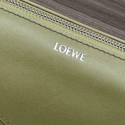 LOEWE PUZZLE FOLD WASH 22 BAG IN ARMY GREEN SHINY CALFSKIN
