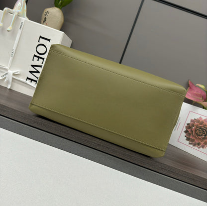 LOEWE CUBI CROSSBODY 44 BAG IN OLIVE GREEN SMOOTH CALFSKIN AND JACQUARD