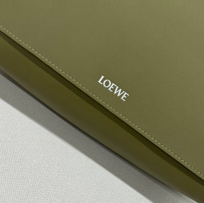 LOEWE FLAMENCO SATCHEL 34 IN ARMY GREEN SHINY SUPPLE CALFSKIN