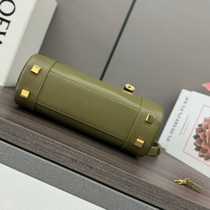 LOEWE AMAZONA 23 CROPPED BAG IN OLIVE GREEN SOFT GRAINED CALFSKIN