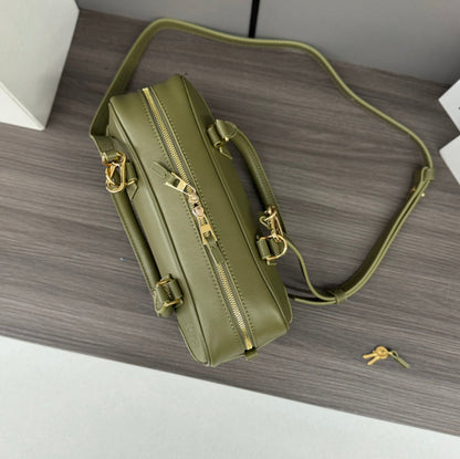 LOEWE AMAZONA 23 CROPPED BAG IN OLIVE GREEN SOFT GRAINED CALFSKIN