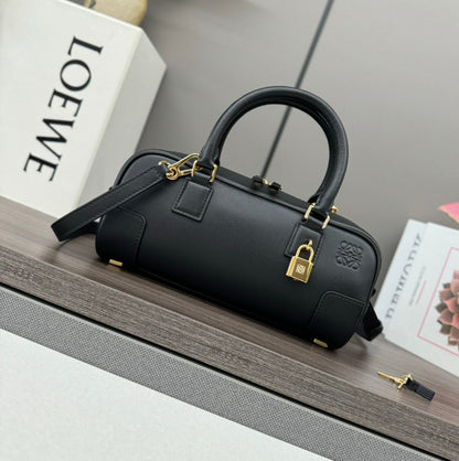 LOEWE AMAZONA 23 CROPPED BAG IN BLACK SOFT GRAINED CALFSKIN