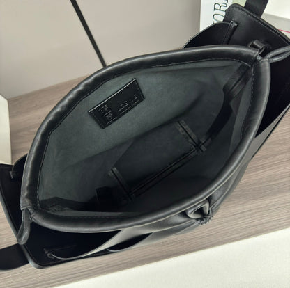 LOEWE LOE 27 HAMMOCK COMPACT BAG IN BLACK CALFSKIN
