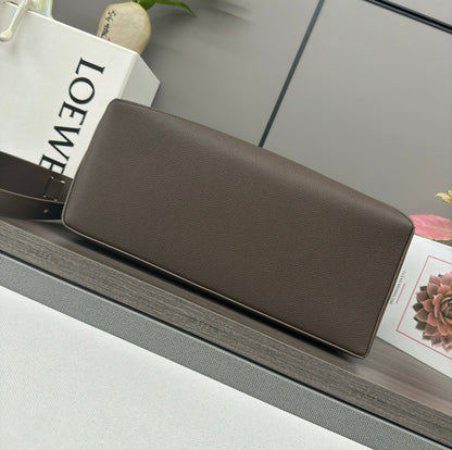 LOEWE LOE PUZZLE 33 BAG IN WENGE BROWN CALFSKIN