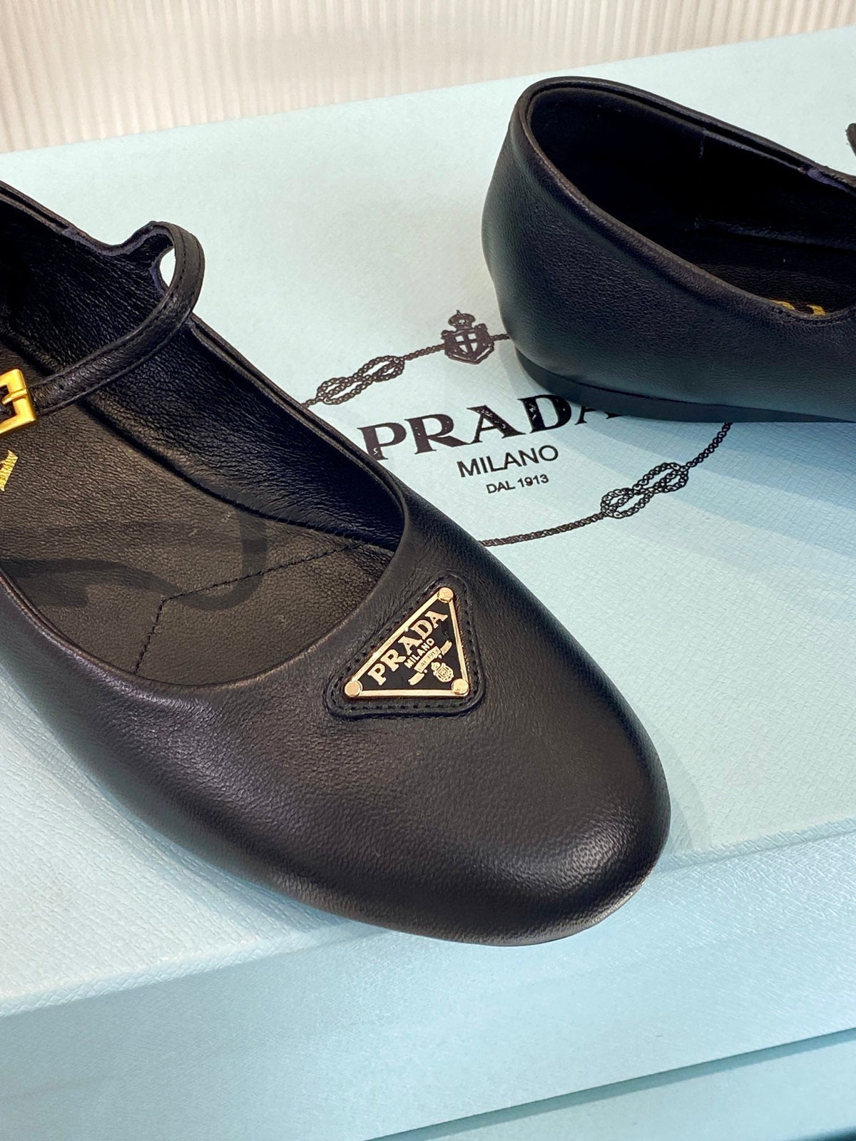 PRADA NAPPA MARY JANE FLAT BLACK LAMBSKIN