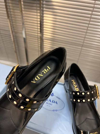 PRADA MARY JANE PUMPS IN BLACK GLOSSY CALFSKIN