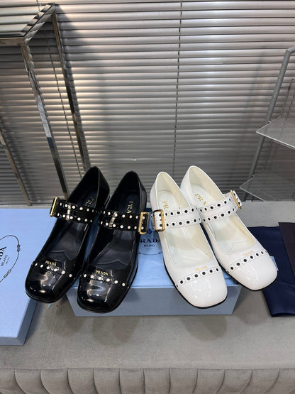PRADA MARY JANE PUMPS IN WHITE GLOSSY CALFSKIN