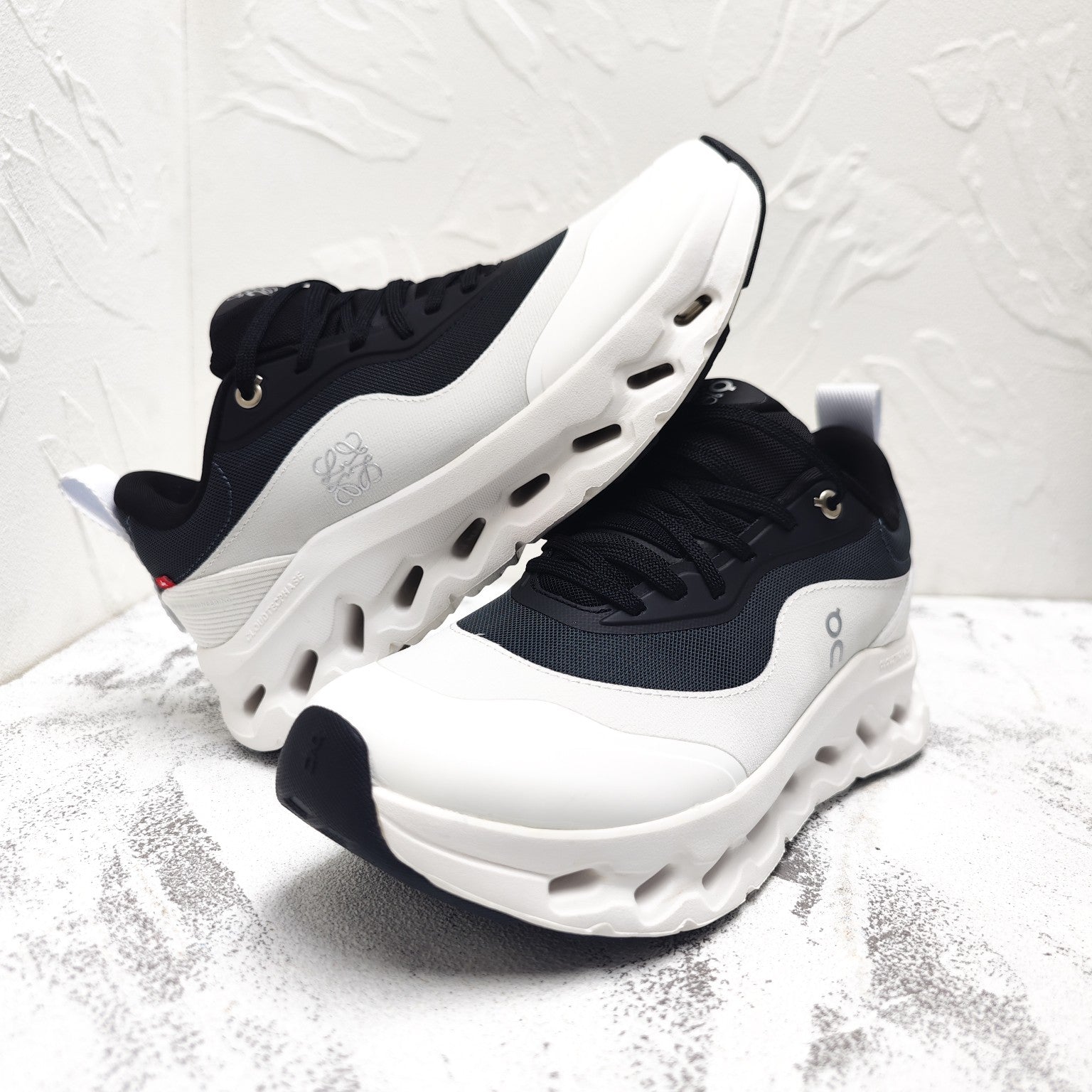 CLOUDTILT 2.0 SNEAKER PALE GRAY MIX BLACK CALFSKIN AND BREATHABLE MESH