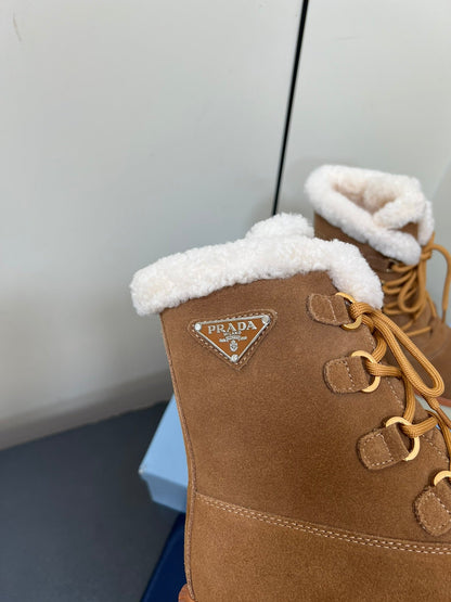 PRADA LACE-UP ANKLE BOOTS IN CAMEL SUEDE AND SHEARLING LINING
