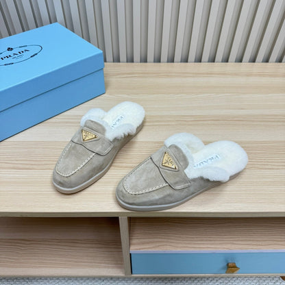 PRADA TRIANGLE LOGO FLATS IN KHAKI BEIGE SUEDE AND FUR LINING