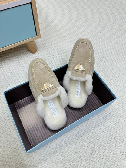 PRADA TRIANGLE LOGO FLATS IN KHAKI BEIGE SUEDE AND FUR LINING