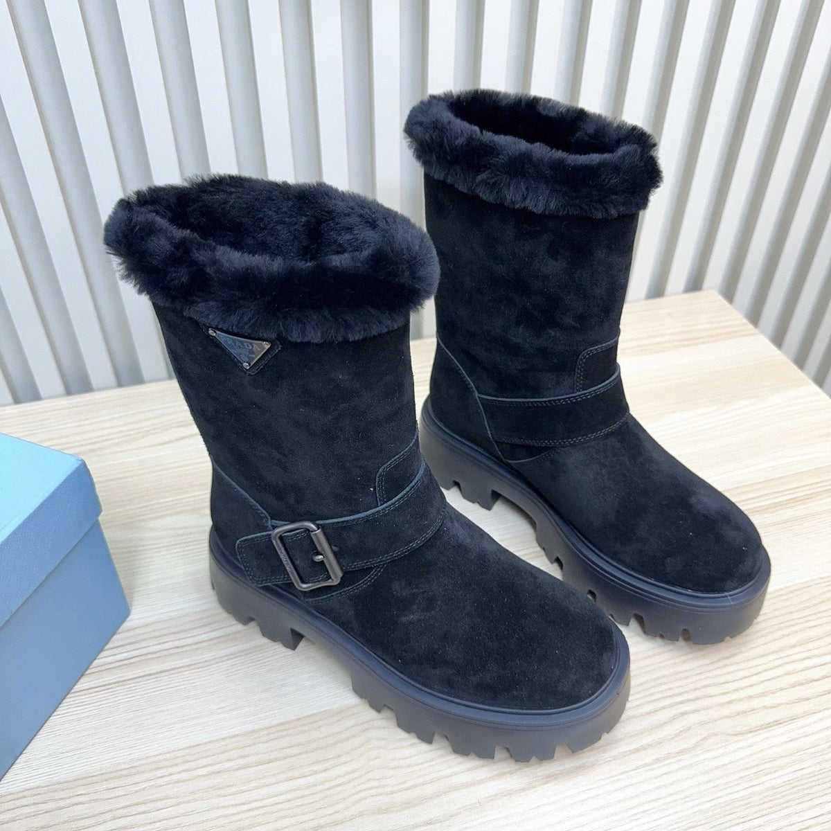 PRADA 25S MARTIN BOOTS IN RK NAVY BLUE SUEDE FUR-LINED