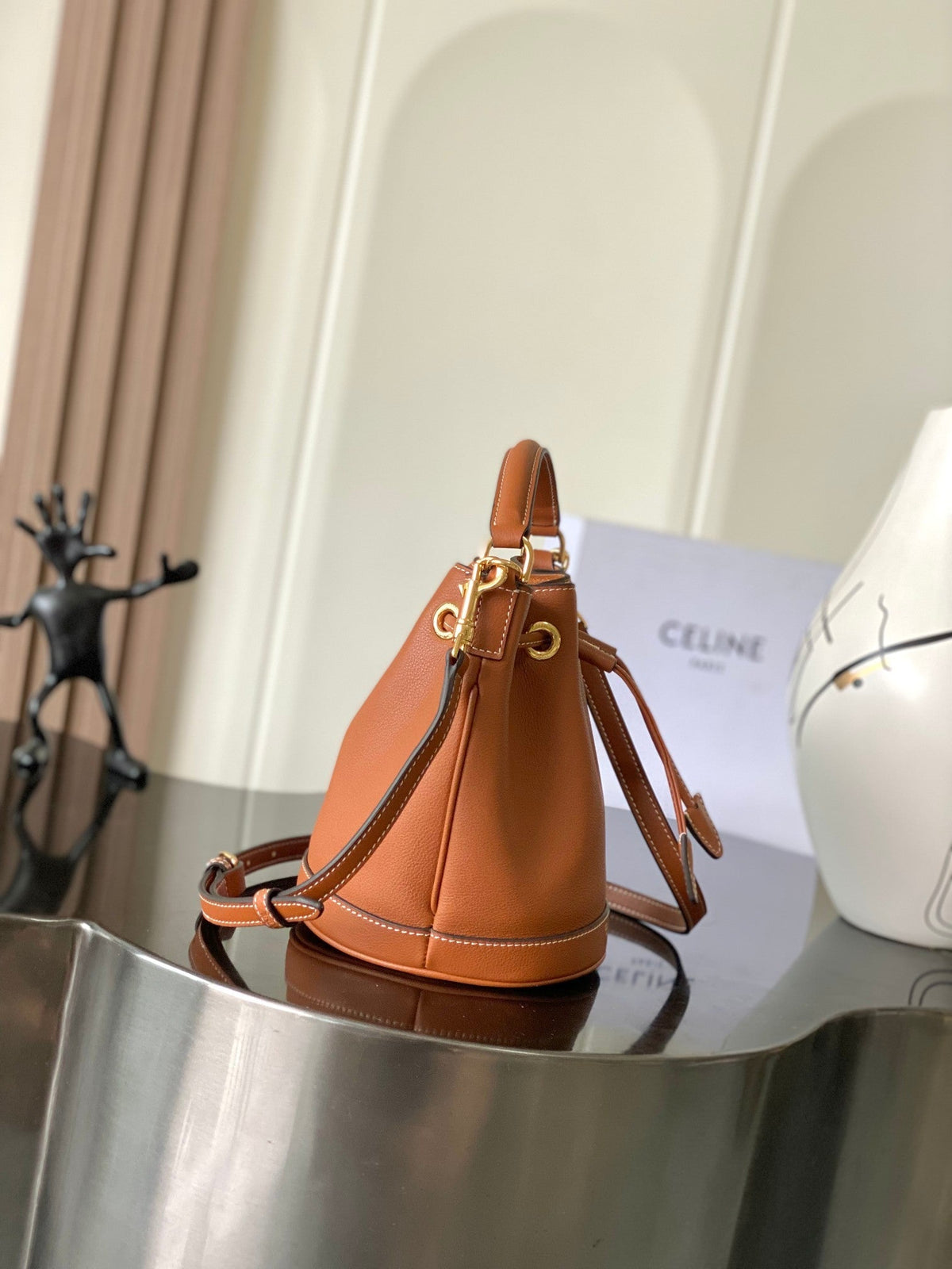 CELINE 25S CLARA BAG 19 IN BURNT ORANGE CALFSKIN GOLD HARDWARE