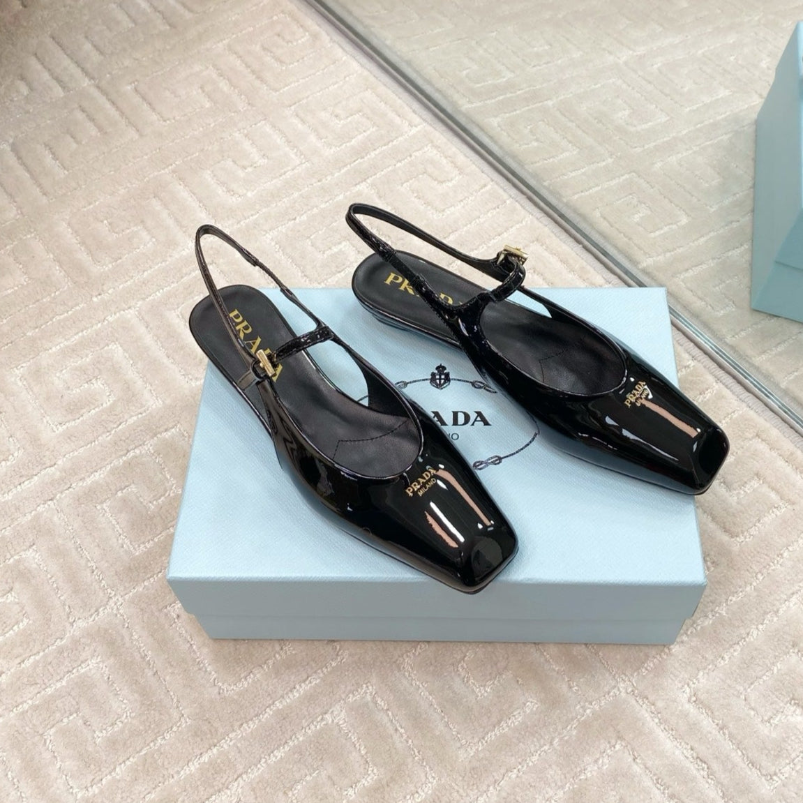 PRADA MARY JANE SLINGBACK SQUARE TOE IN BLACK PATENT SHEEPSKIN