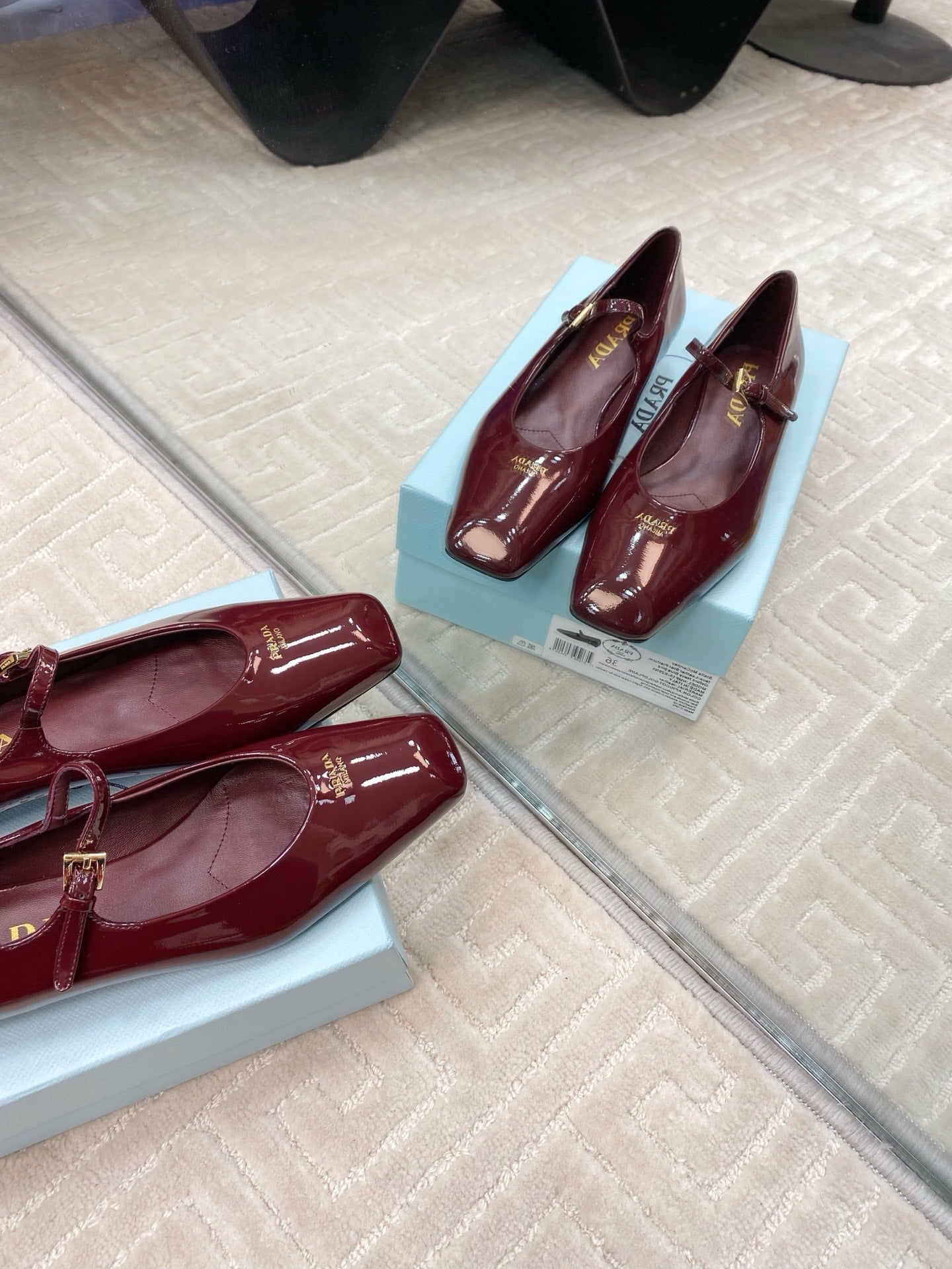 PRADA MARY JANE FLATS SQUARE TOE IN BURGUNDY RED PATENT SHEEPSKIN