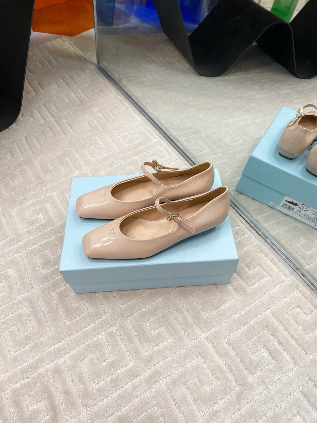 PRADA MARY JANE FLATS SQUARE TOE IN BEIGE PATENT SHEEPSKIN