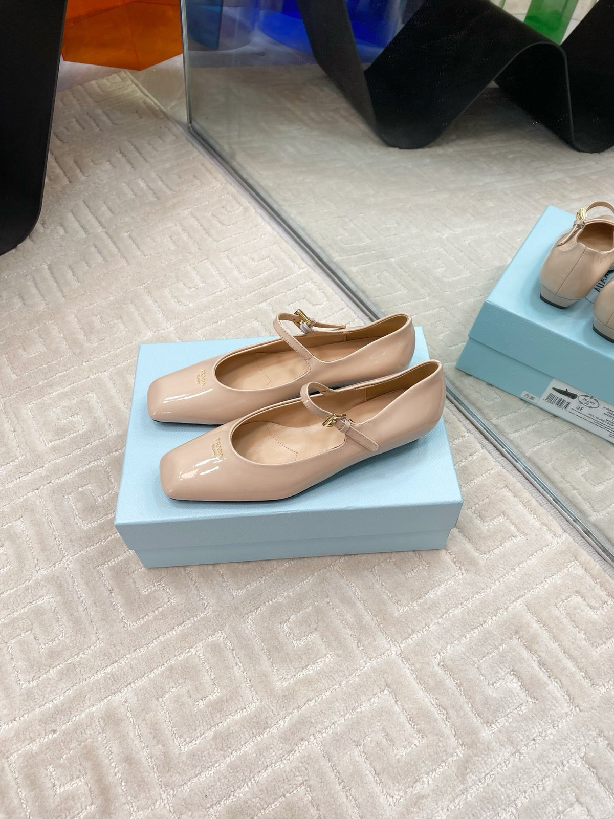 PRADA MARY JANE FLATS SQUARE TOE IN BEIGE PATENT SHEEPSKIN