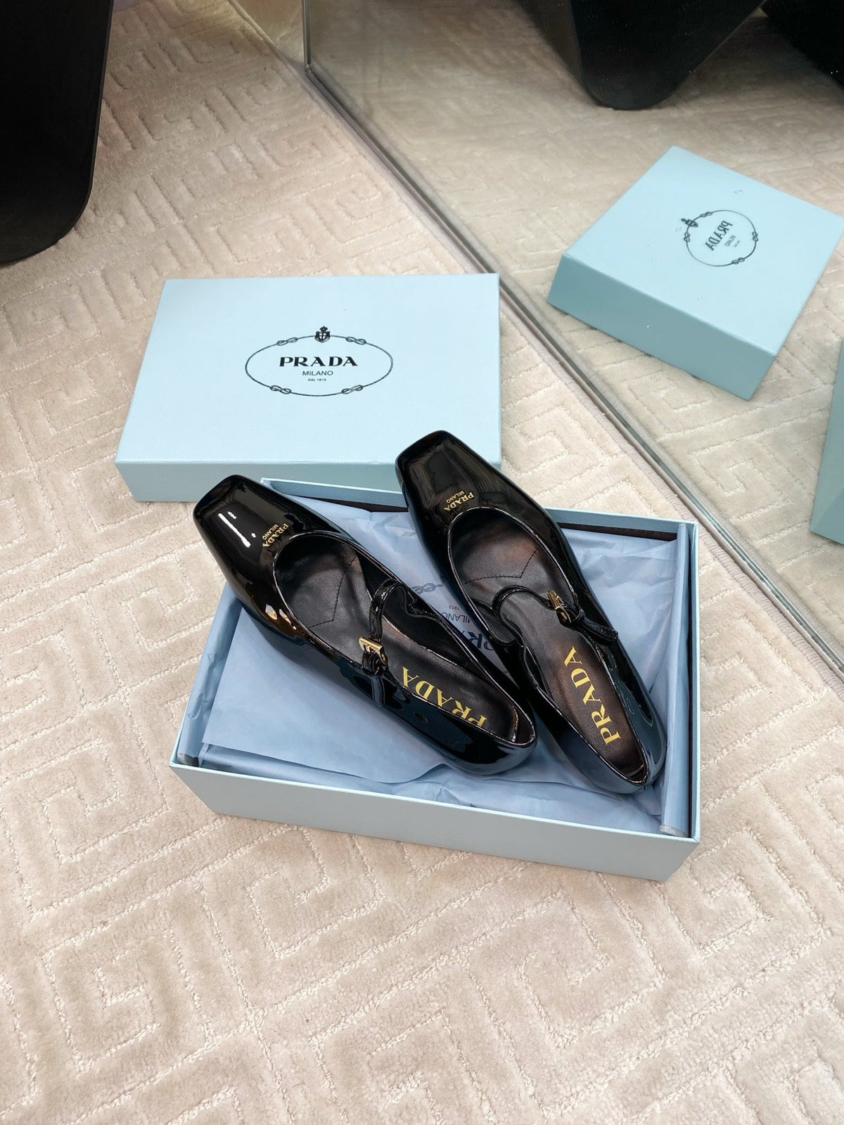 PRADA MARY JANE FLATS SQUARE TOE IN BLACK PATENT SHEEPSKIN