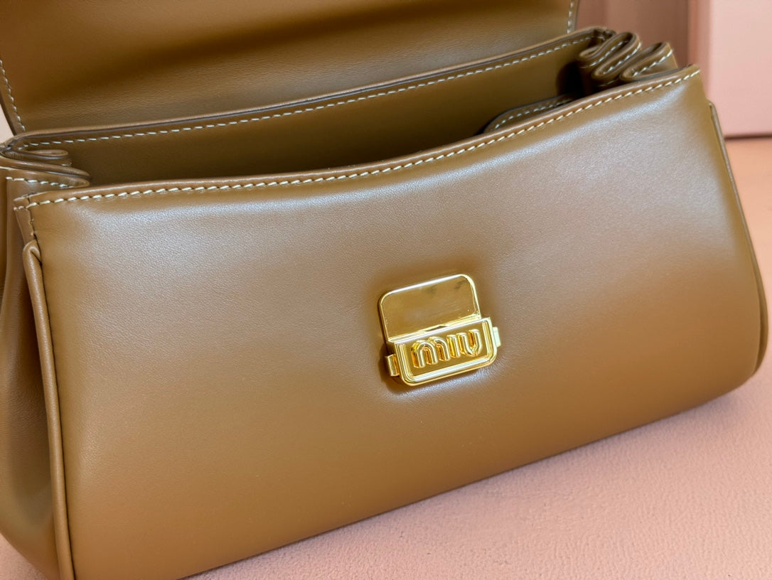 MIU MIU CHAIN SHOULDER BAG 24 IN PEANUT BROWN PATENT SMOOTH CALFSKIN