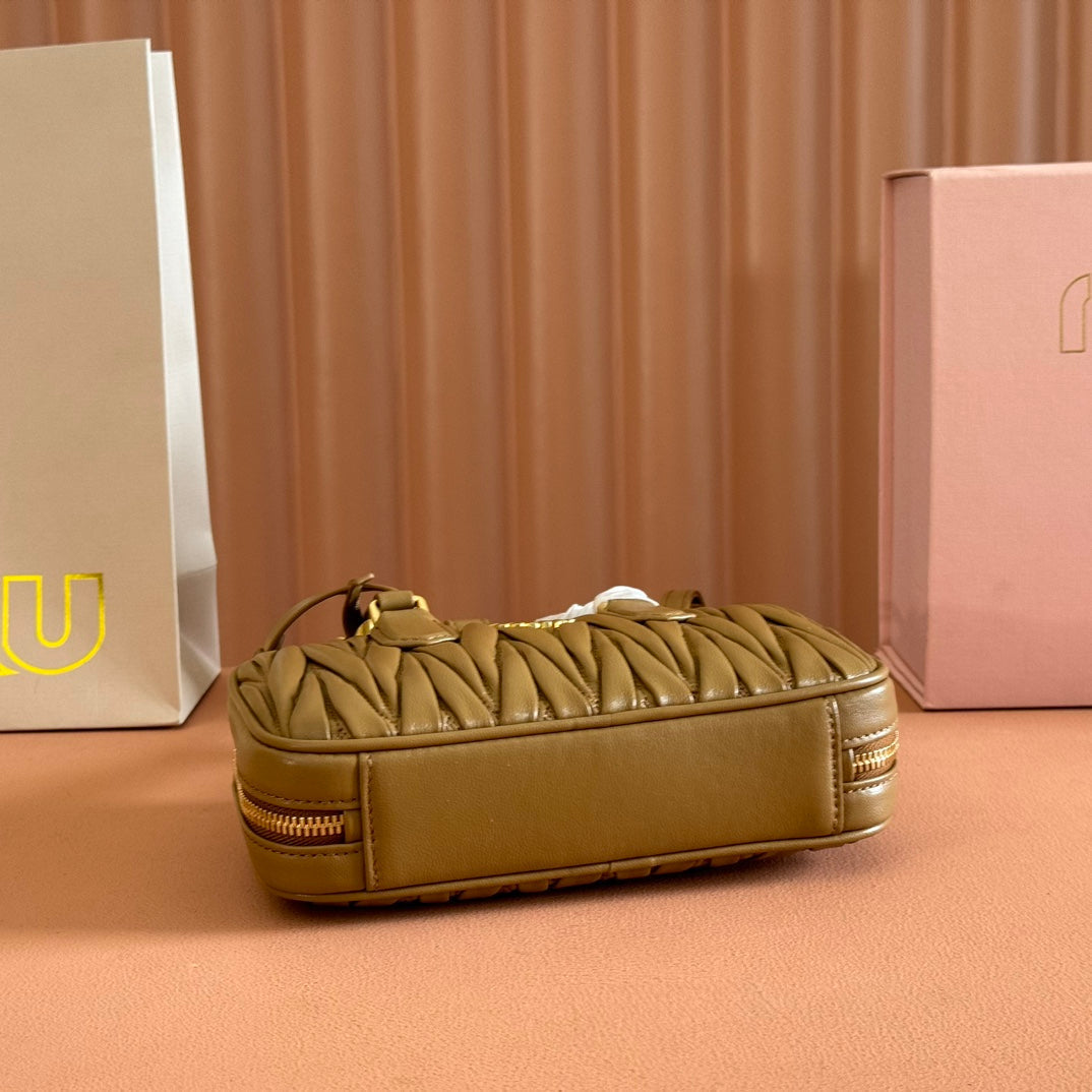 MIU MIU ARCADIE MINI BAG 19 CARAMEL IN MATELASSÉ NAPPA LEATHER