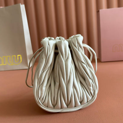 MIU MIU MIUMIU 26S MATELASSE POUCH BAG 16 IN WHITE CALFSKIN GOLD HARDWARE