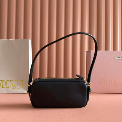 MIU MIU MIUMIU 26S POUCH BAG 20 IN BLACK CALFSKIN GOLD HARDWARE