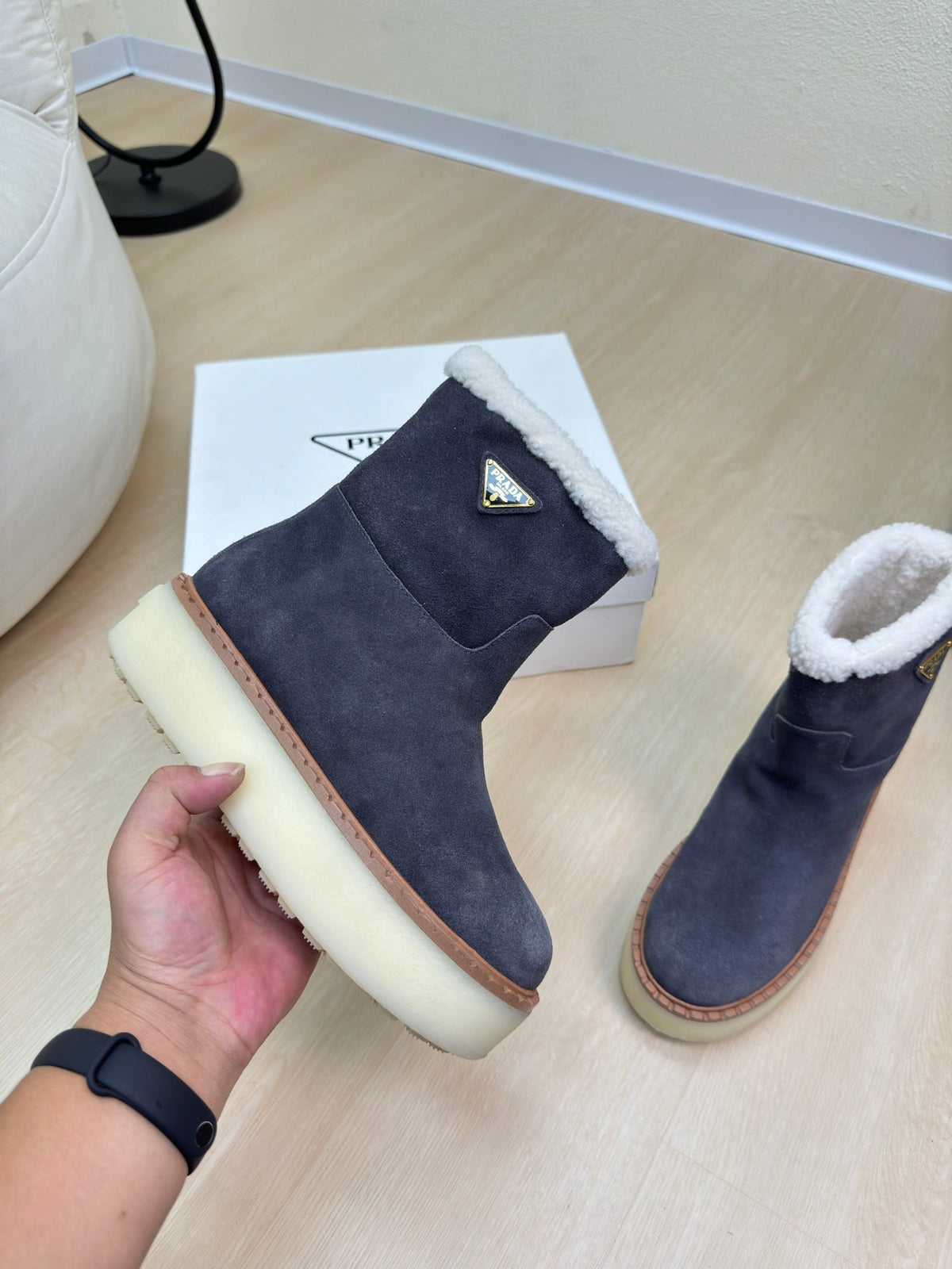 PRADA SUEDE BOOTS SLATE GRAY WITH SHEARLING LINING AND RUBBER FLATFORM SOLE