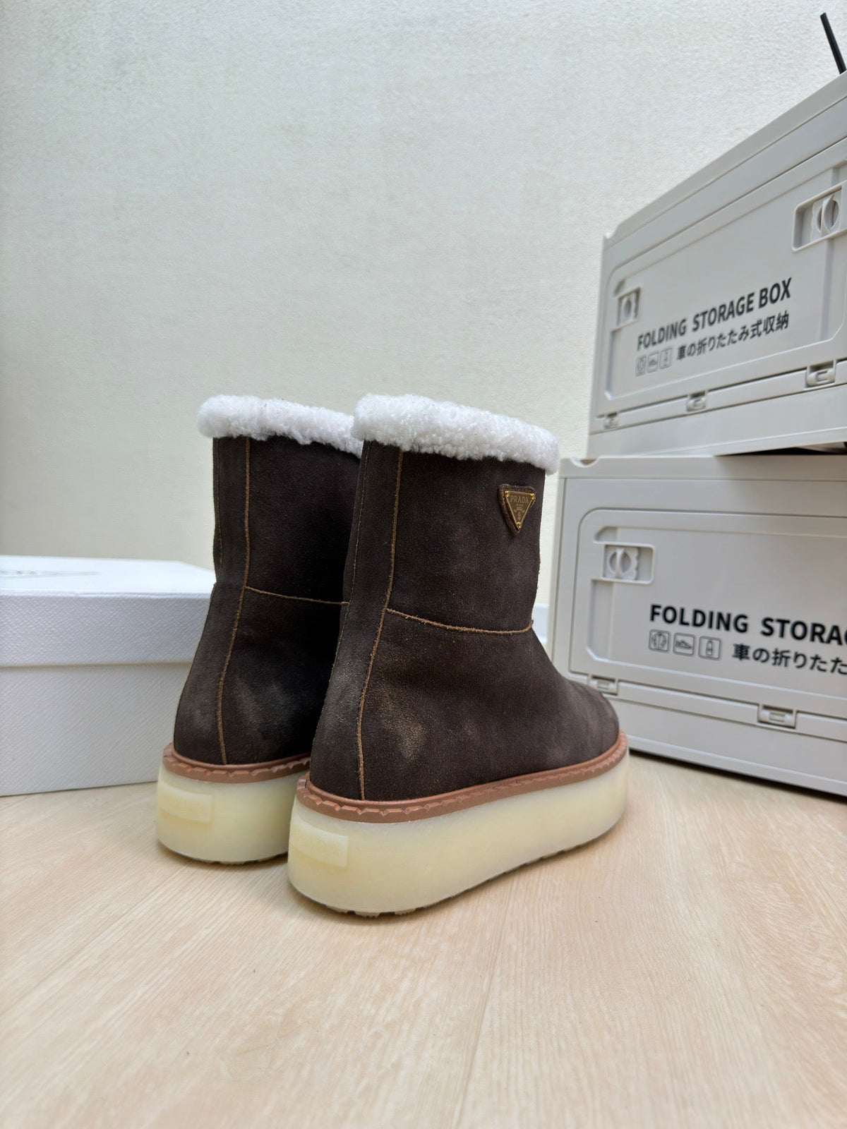 PRADA SUEDE BOOTS RK BROWN WITH SHEARLING LINING AND RUBBER FLATFORM SOLE