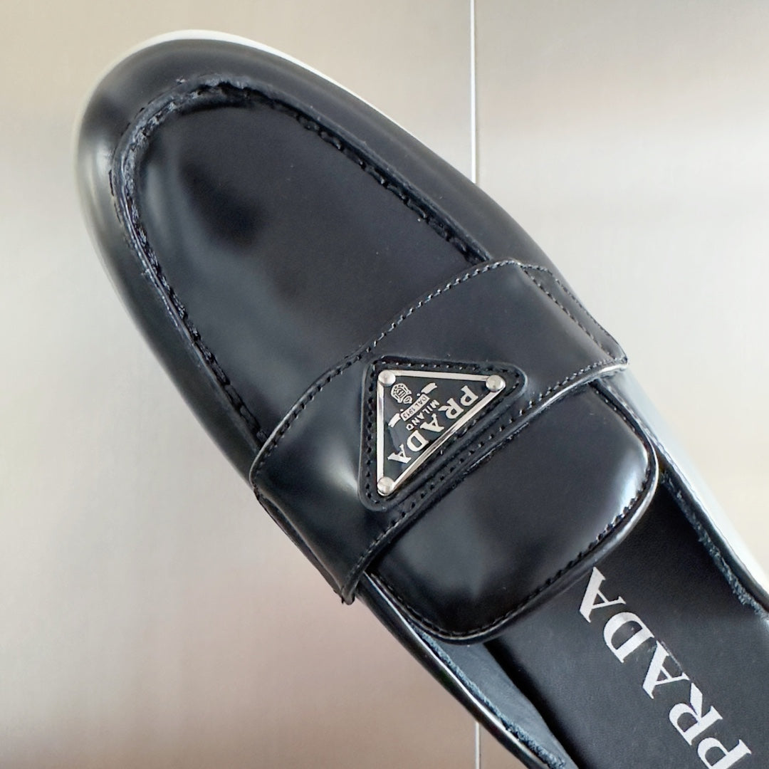 PRADA Pra Black Leather Mule 25mm Rubber Sole