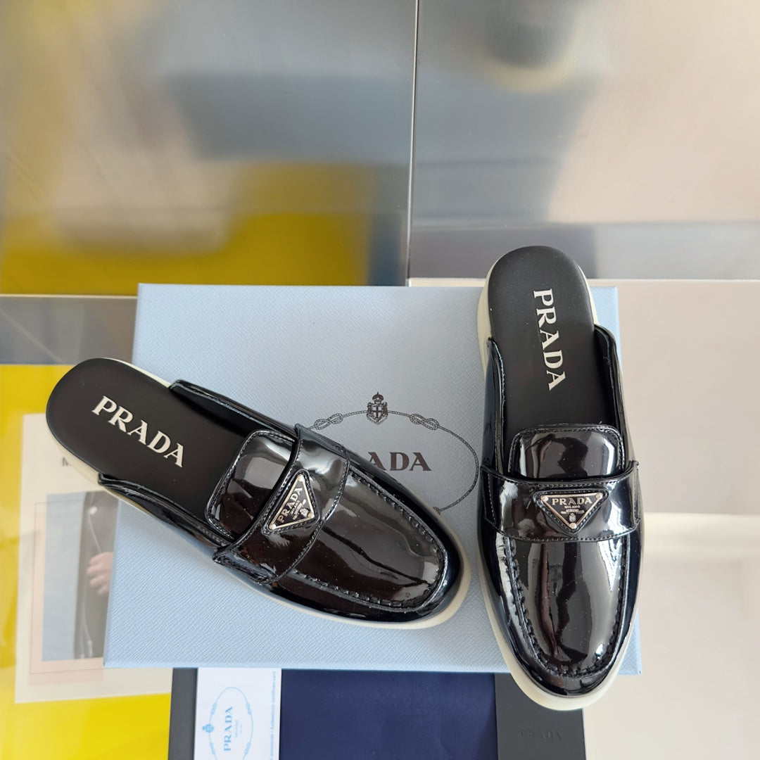 PRADA Pra Black Patent Leather Mule 25mm Rubber Sole