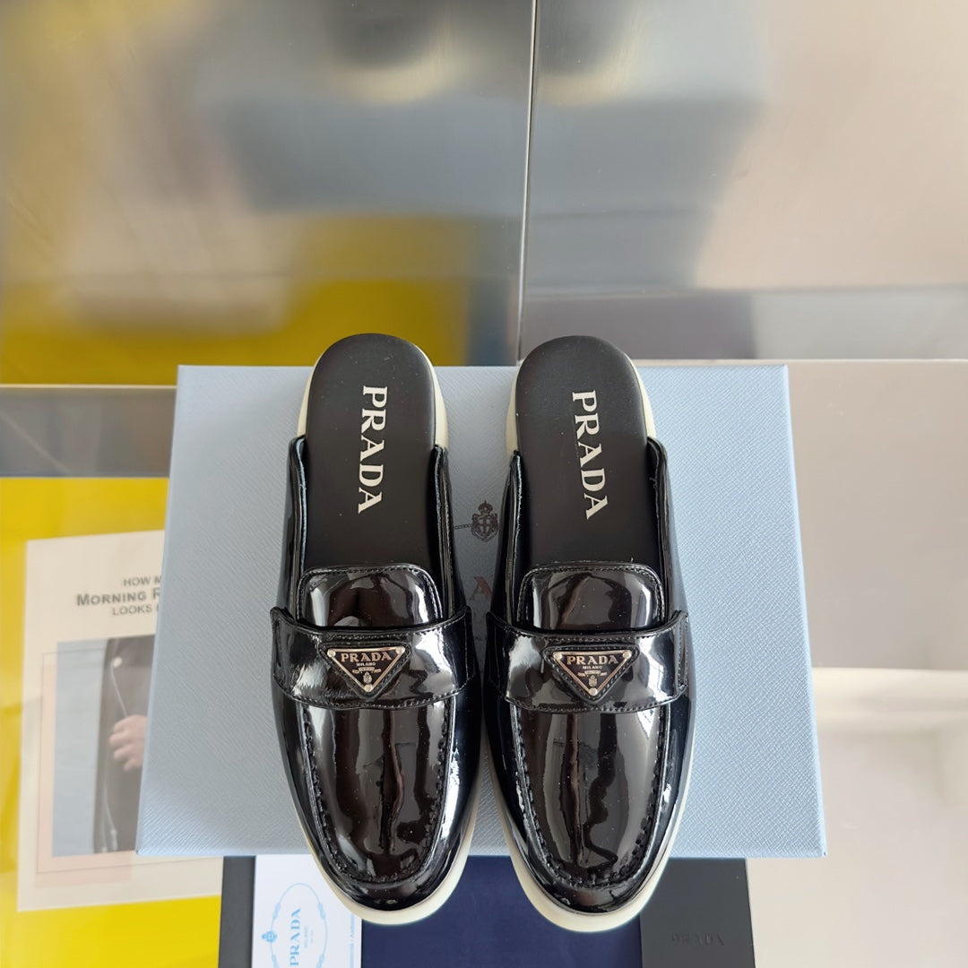 PRADA Pra Black Patent Leather Mule 25mm Rubber Sole