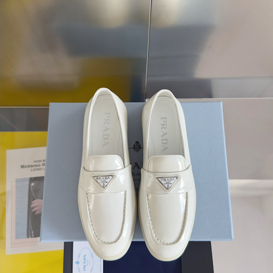 PRADA Pra White Patent Leather Loafers 25mm Rubber Sole