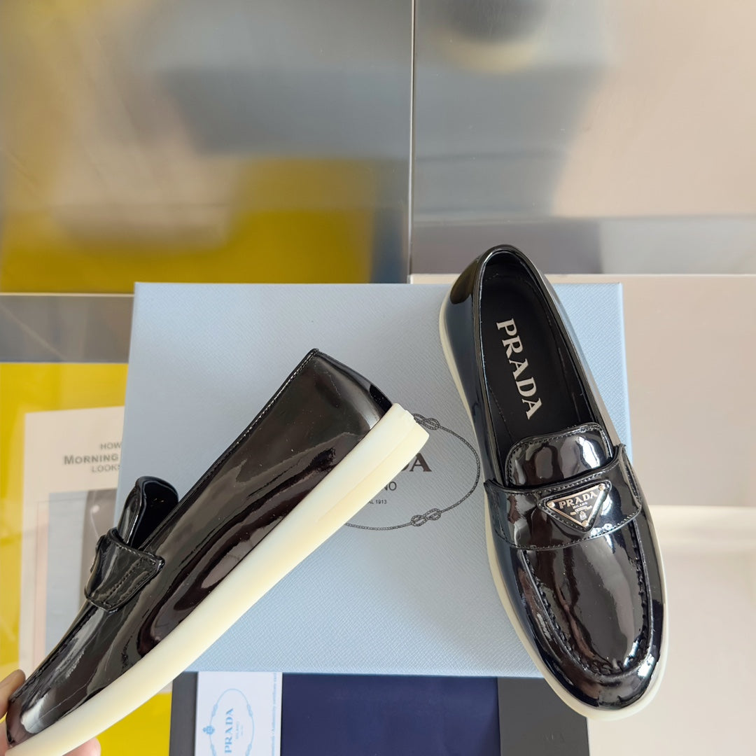 PRADA Pra Black Patent Leather Loafers 25mm Rubber Sole
