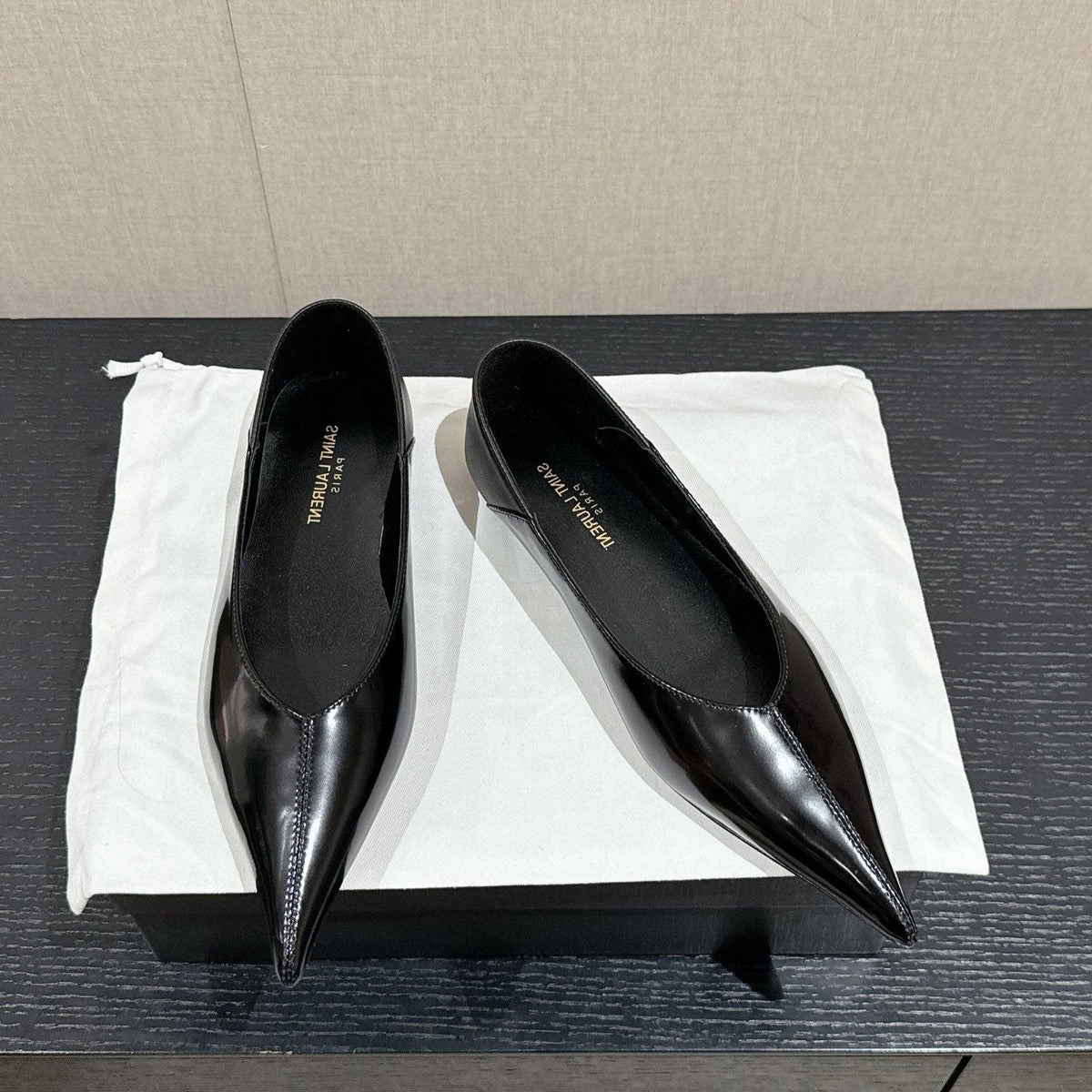SL NOUR POINTED TOE BALLET BLACK CALFSKIN