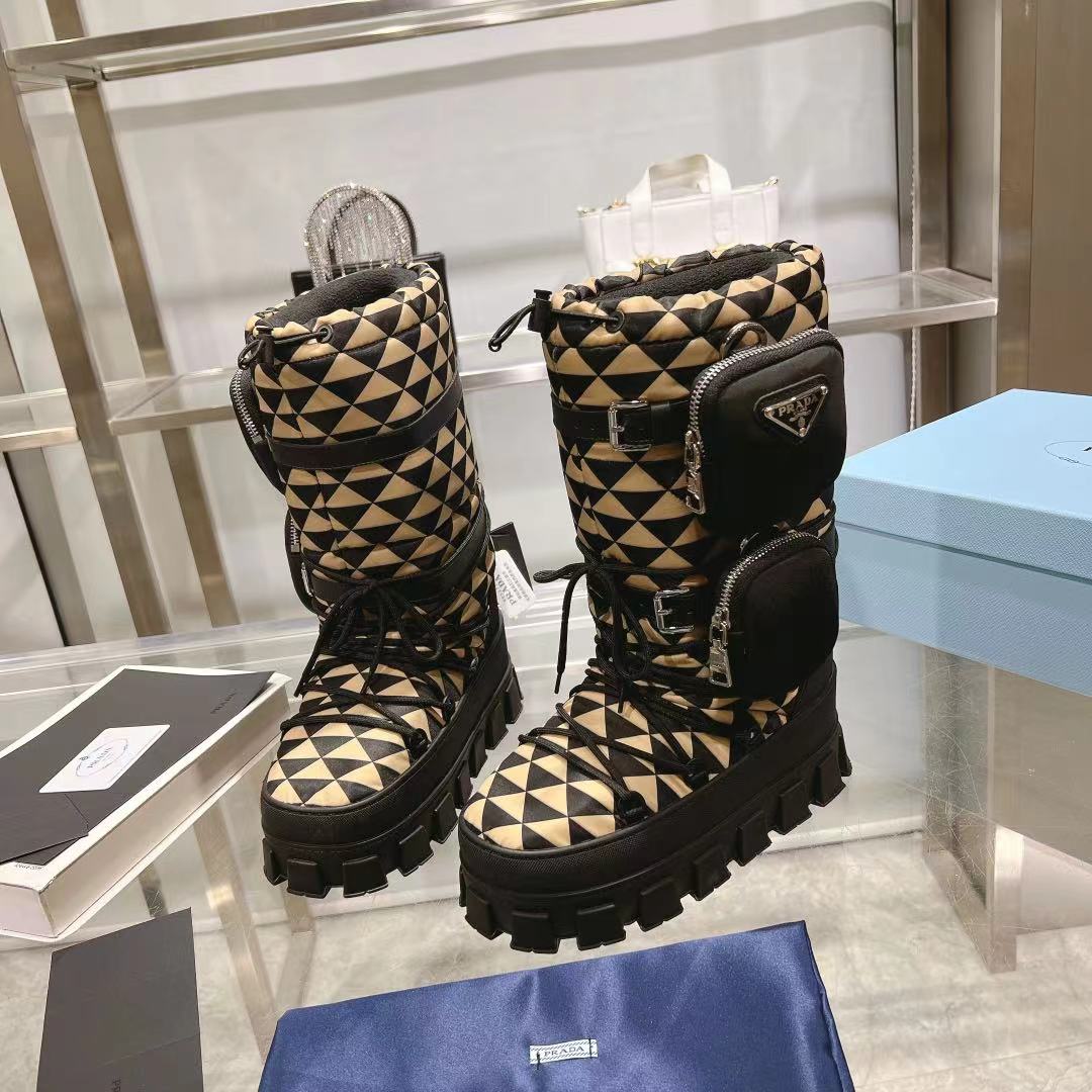 PRADA RE-NYLON SKI BOOTS BLACK AND BEIGE ATTACHED POUCH