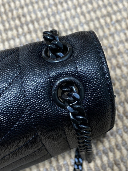 SAINT LAURENT ENVELOPE CHAIN BAG 24 IN BLACK CALFSKIN