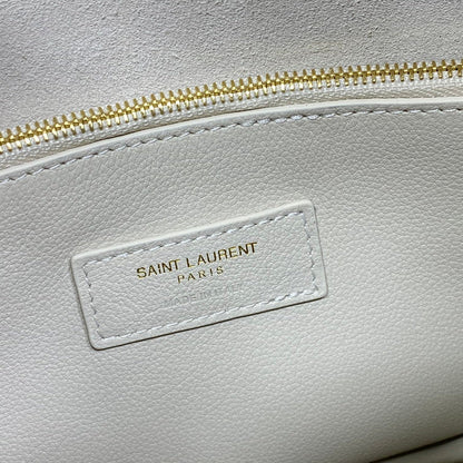 SAINT LAURENT LE 5 À 7 SMALL SUPPLE 22 IN WHITE CALFSKIN GOLD BUCKLE
