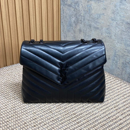 SAINT LAURENT LOULOU SHOULDER BAG 32 IN BLACK QUILTED LAMBSKIN BLACK HARDWARE