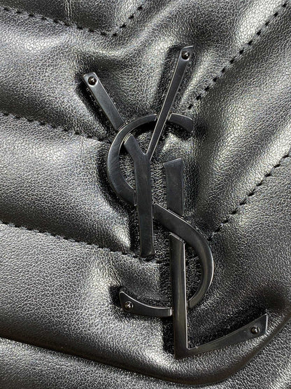 SAINT LAURENT LOULOU SHOULDER BAG 32 IN BLACK QUILTED LAMBSKIN BLACK HARDWARE