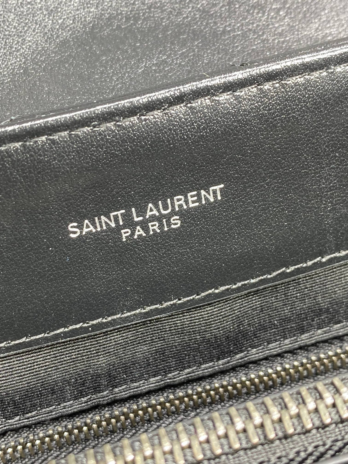 SAINT LAURENT LOULOU SHOULDER BAG 32 IN BLACK QUILTED LAMBSKIN BLACK HARDWARE