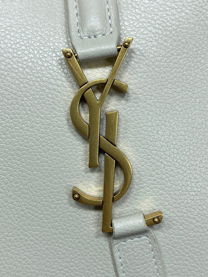 SAINT LAURENT LE 5 À 7 LARGE SUPPLE BAG 31 IN WHITE CALFSKIN